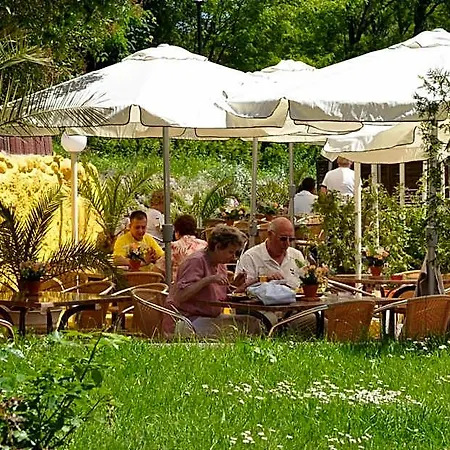 & Restaurant Maerkische Schweiz Waldsieversdorf